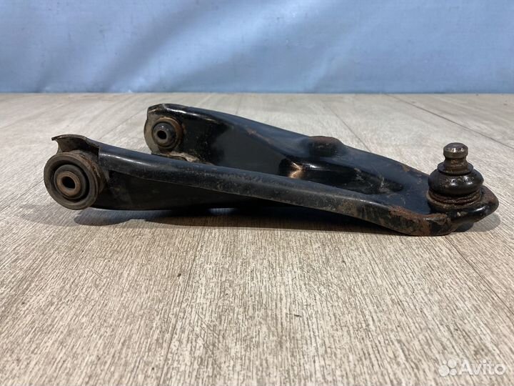 Рычаг подвески Renault Logan Sandero Almera G15R L