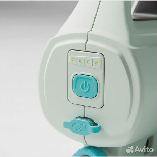 Вакуумный пылесос для чистки бассейна