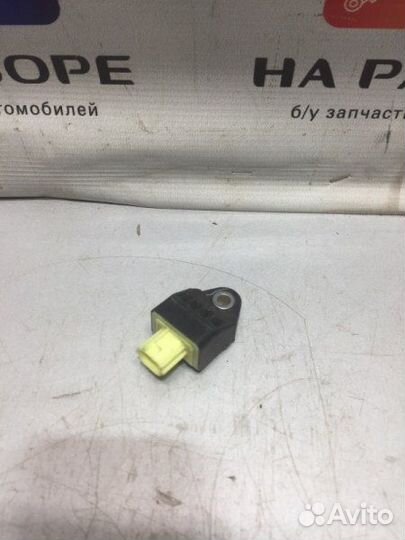 Датчик удара Toyota Camry V40