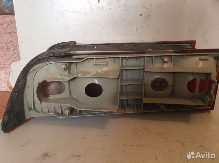 Задний правый фонарь для ford sierra