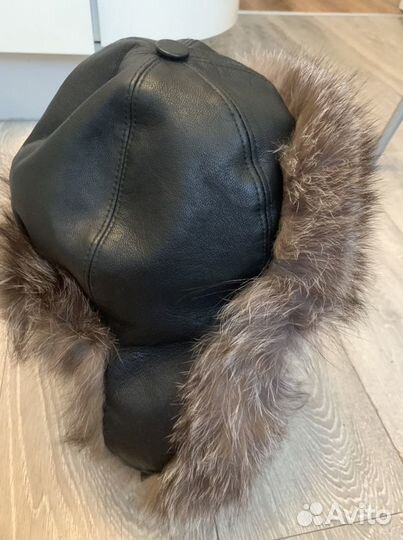 Меховая шапка ушанка