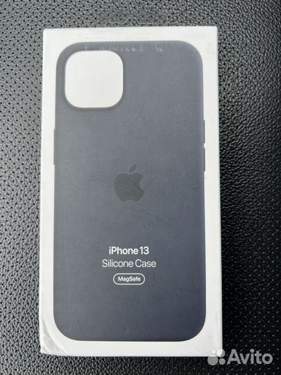 Оригигальный чехол на iPhone 13