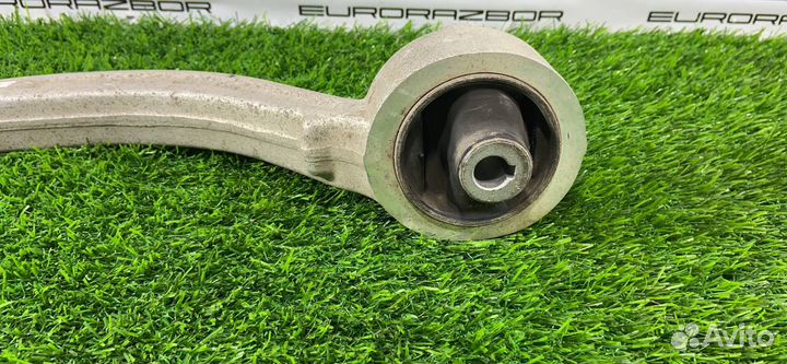 Рычаг подвески передний левый Kia Stinger GT