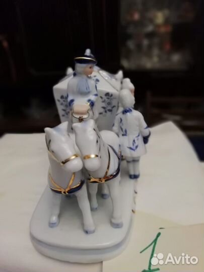 Фарфоровые статуэтки производства Шри-Ланка