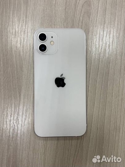 iPhone 12, 64 ГБ