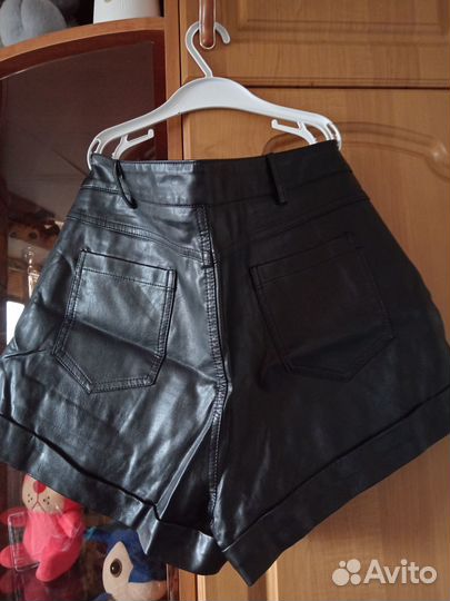 Шорты женские