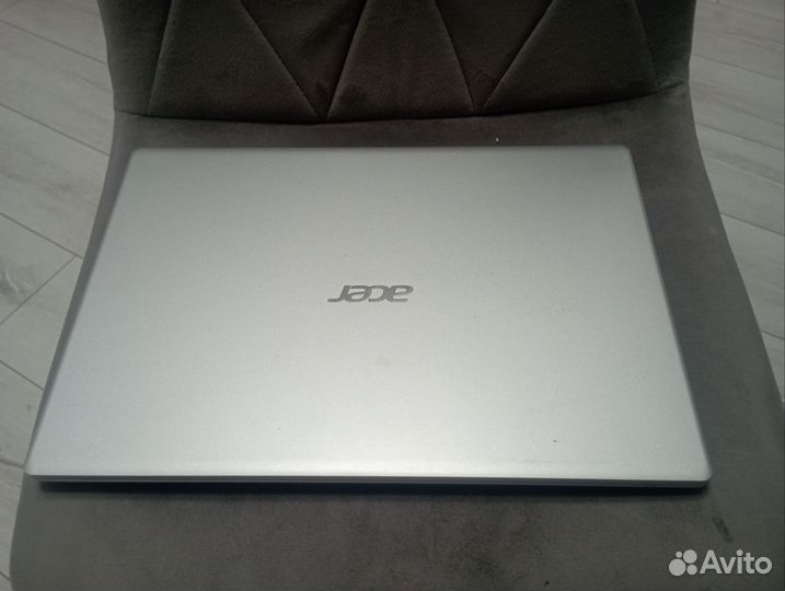 Ноутбук ryzen 5 8gb 2gb video