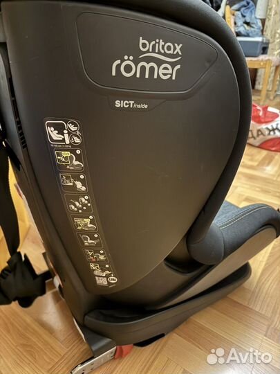 Детское автомобильное кресло britax romer