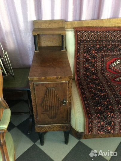 Антикварный диван с 2-мя тумбами по бокам 1910-е г