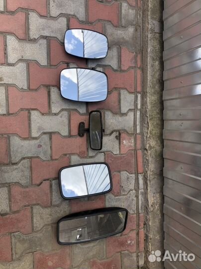 Зеркало заднего вида