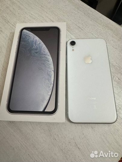 iPhone Xr, 64 ГБ