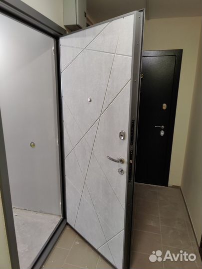 Дверь входная