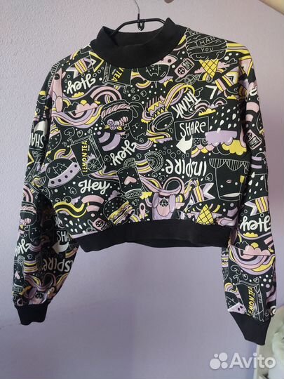 Свитшот женский укороченный