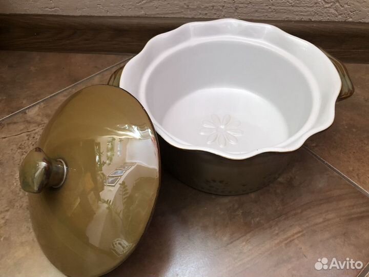 Керамическая кастрюля для приготовления в духовке