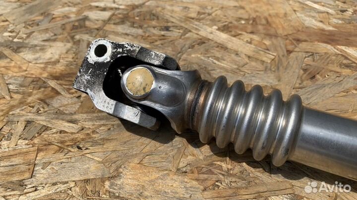 Рулевой карданчик bmw e90 e87 e92