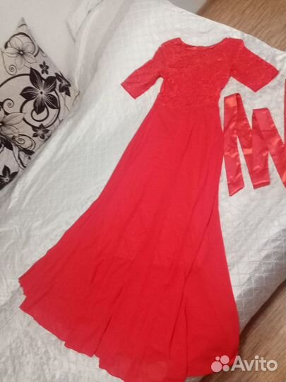 Платье женское вечернее 44.46 красное