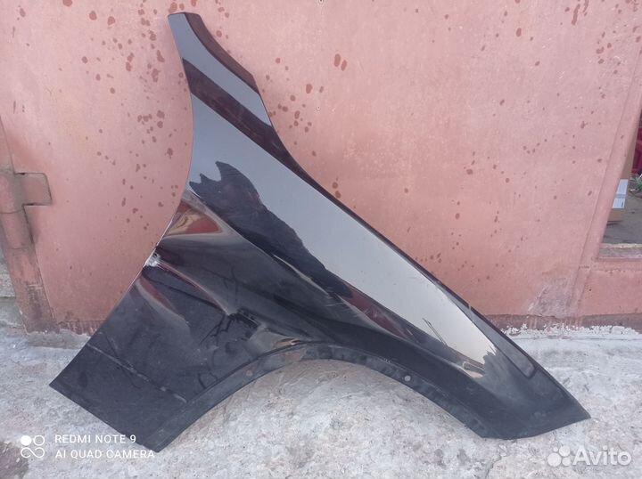 Крыло переднее правое BMW x1 e84