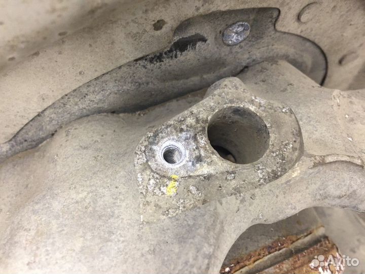 Кулак поворотный задний правый