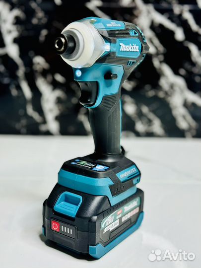 Винтоверт Makita 18в новый