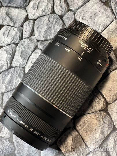 Зеркальный фотоаппарат canon 600d