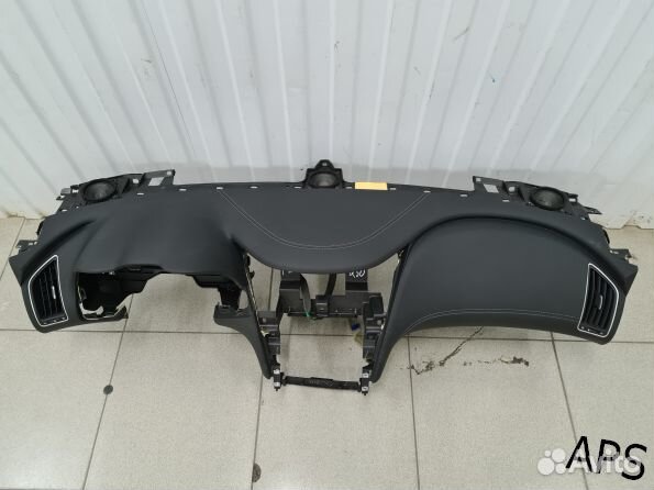 Торпедо с подушкой Инфинити ку 50 оригинал бу