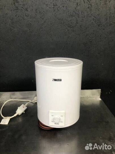 Водонагреватель Zanussi ZWH/S 10 Novelty O