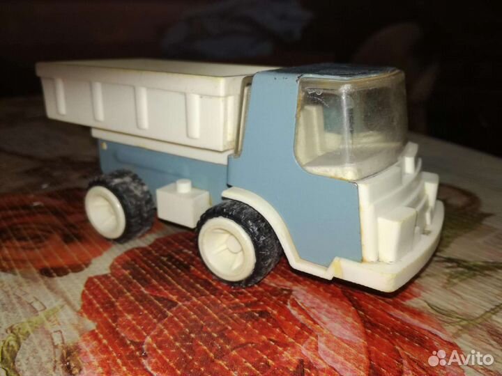 Игрушки СССР машинки