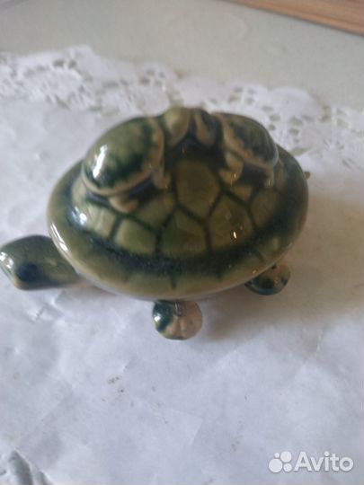Фарфоровые статуэтки черепашка все двигается