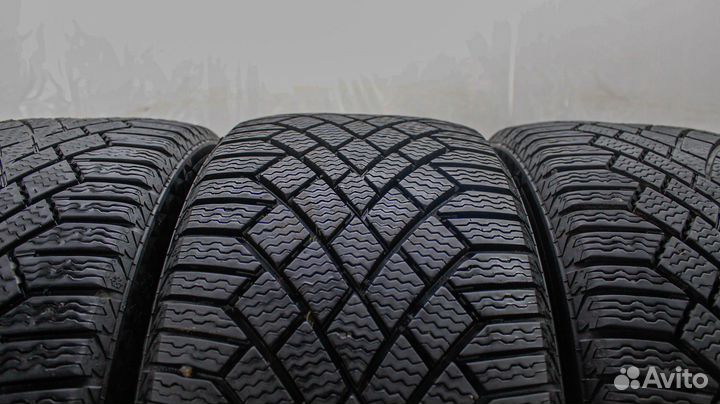 Continental ContiVikingContact 7 225/45 R17 94T