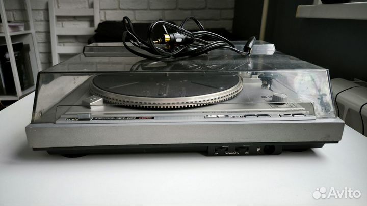 Проигрыватель винила Вега 110