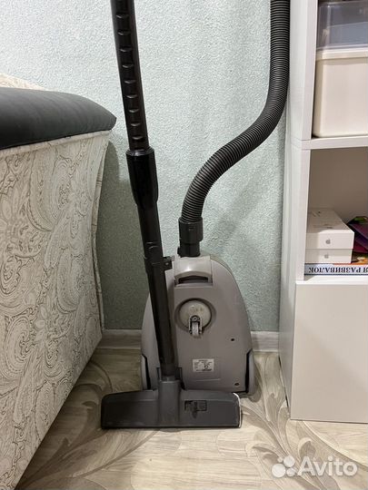 Пылесос Hitachi CV-SH20V