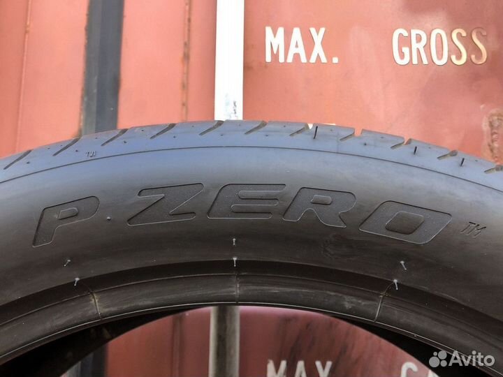 Pirelli P Zero 325/35 R22 110Y