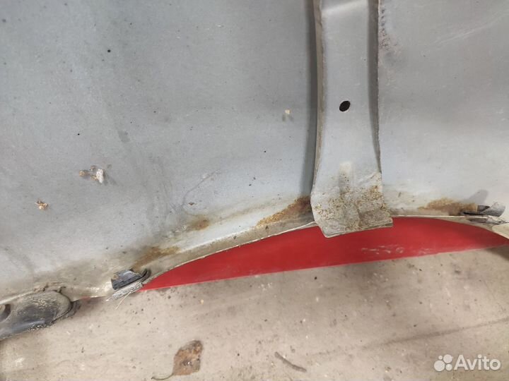 Крыло переднее правое Toyota Estima