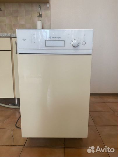 Посудомоечная машина ariston LV46A