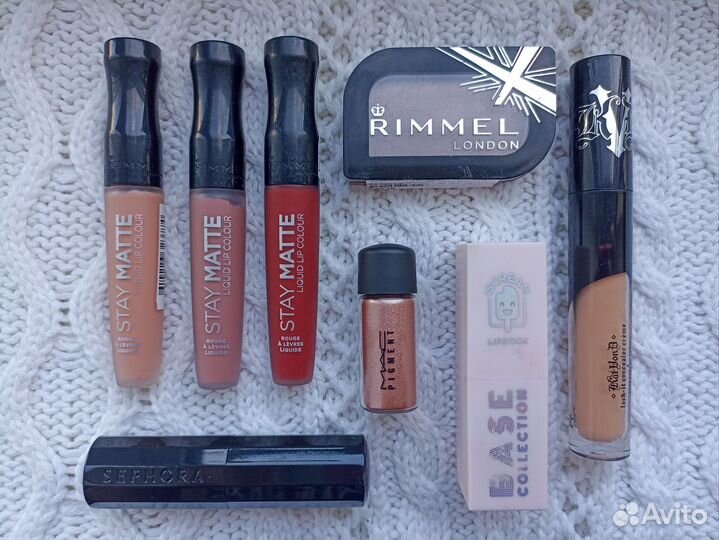 Набор декоративной косметики пакетом