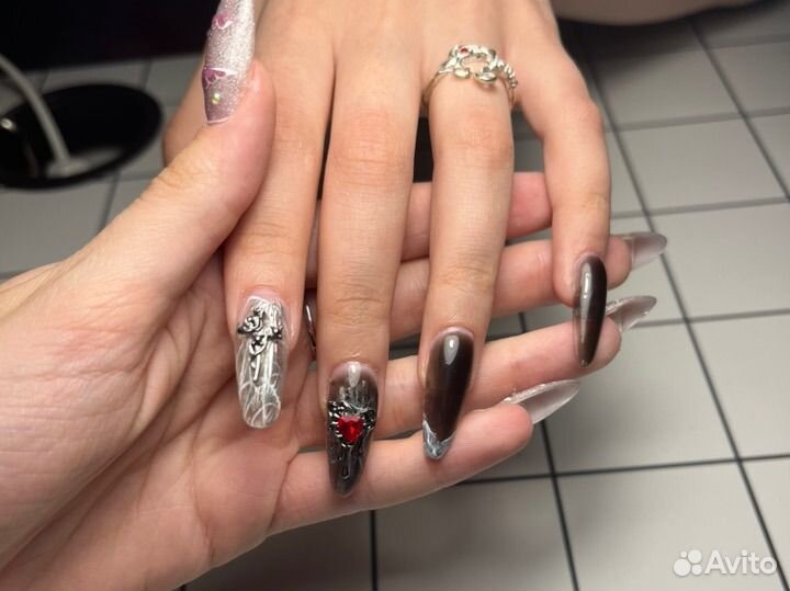 Модель на маникюр и наращивание