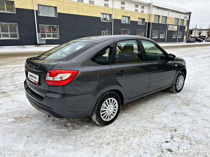 LADA Granta 1.6 МТ, 2019, 71 800 км