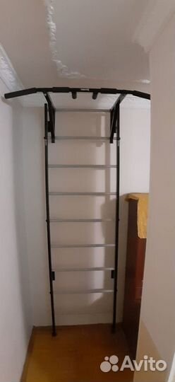 Шведская стенка с навесным турником