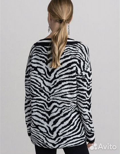 Пуловер женский