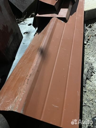 Конек кровельный, карнизы б/у