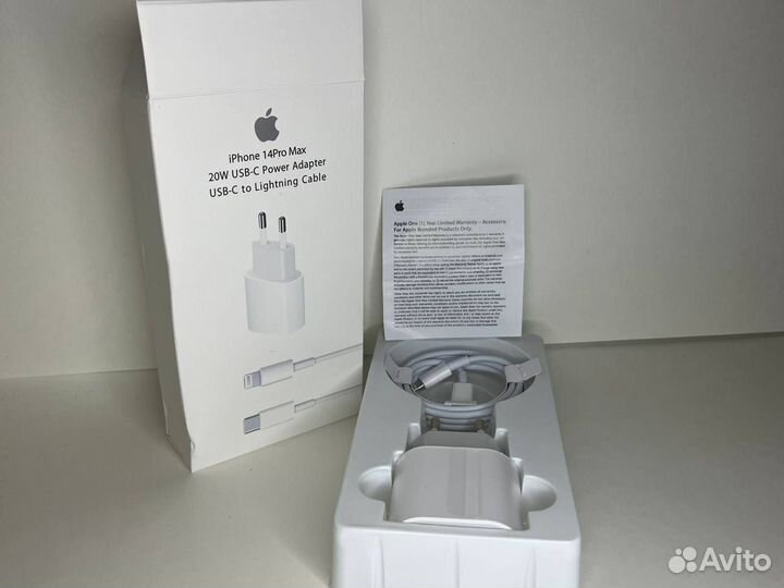 Зарядное устройство на iPhone 20w