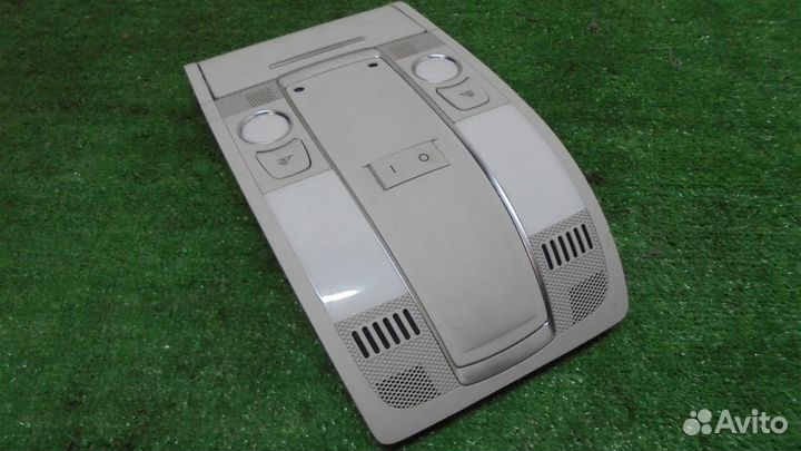 Плафон салонный Audi Allroad quattro 2005-2012