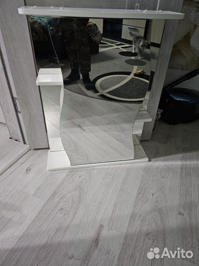 Шкафчик настенный бу