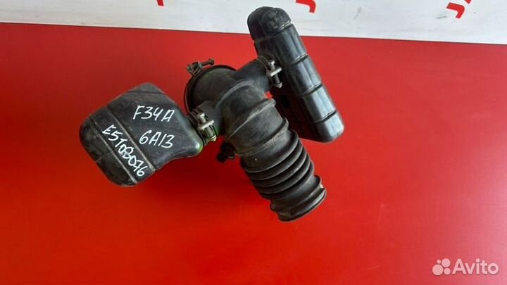 Корпус воздушного фильтра Mitsubishi Diamante F34A