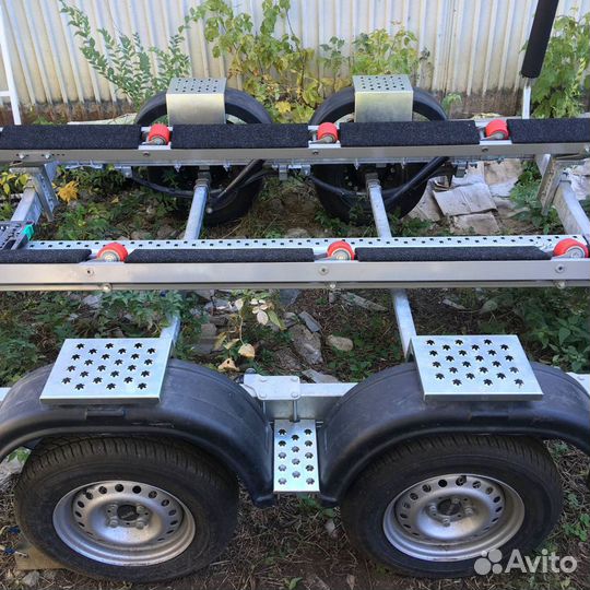 Подножки для лодочного прицепа оцинкованные