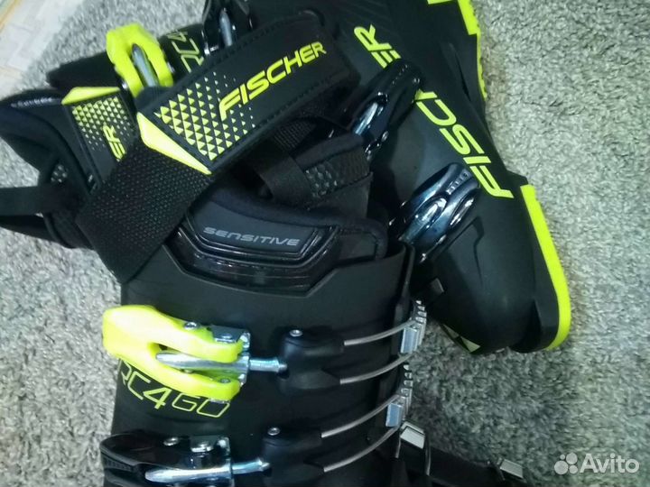 Горнолыжные ботинки детские 22.5 Fischer