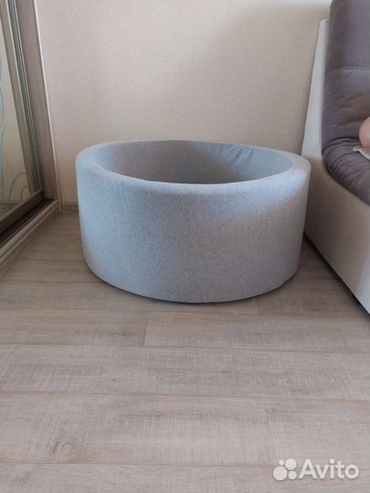 Бассейн с шариками