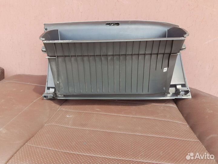 Бардачок Honda civic 4d