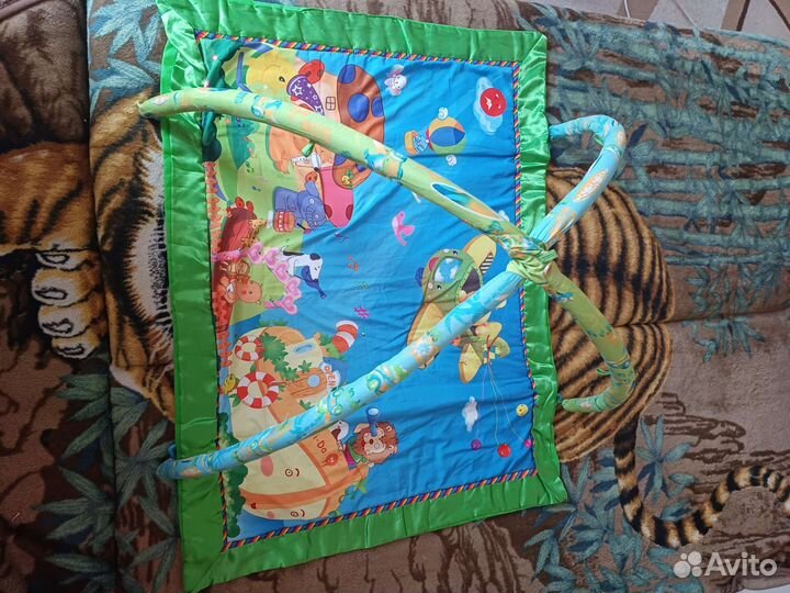 Развивающий коврик