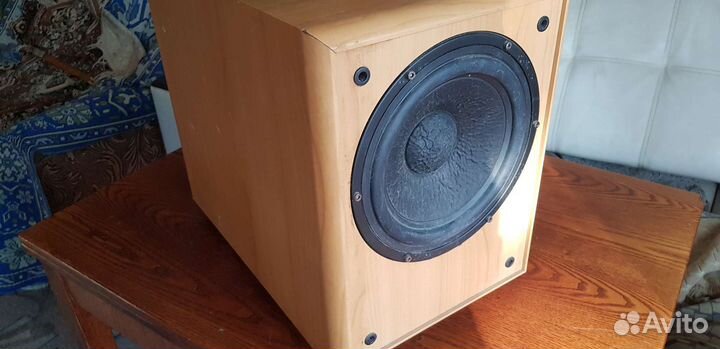 Активный subwoofer Sven